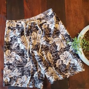 🍒5/$25 Utility Wear Hawaiian Print Shorts